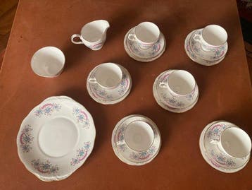 Gainsborough - Theeservies (21) - Beenderporselein - Set