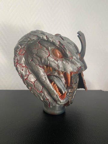 Reliëf, Buste Hybride Samouraï / Serpent Draconique – Pièce