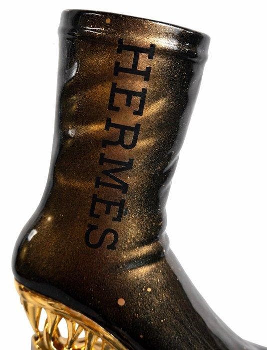1999 • Hermes Heel Sculpture, Antiquités & Art, Art | Peinture | Moderne