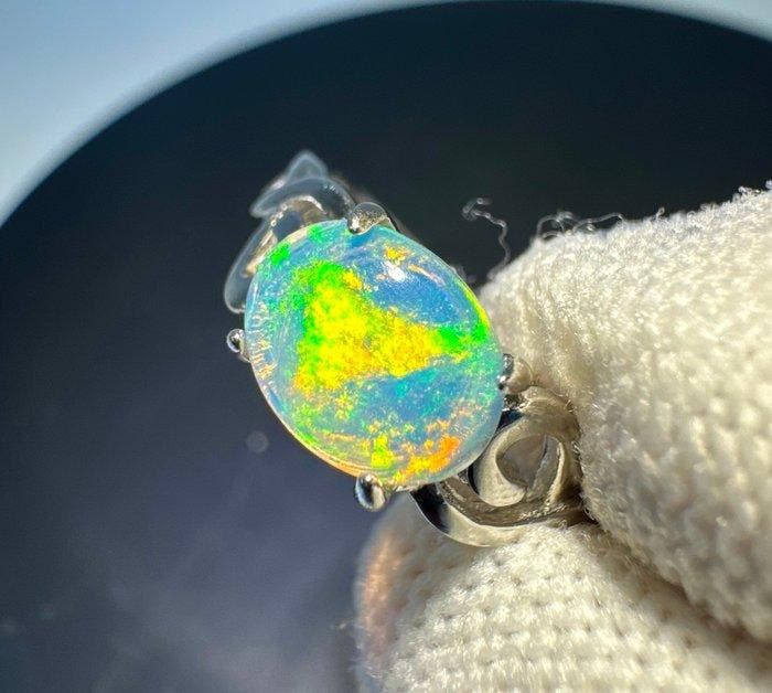 Opaal Sieraden- 2.21 g - (1), Collections, Minéraux & Fossiles