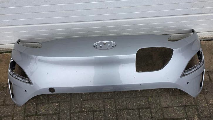 Pare-chocs av. Hyundai Kona Electric Facelift 2020- 4xPDC, Autos : Pièces & Accessoires, Carrosserie & Tôlerie, Hyundai, Utilisé