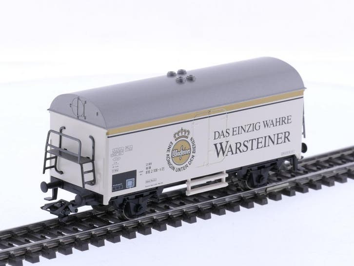 Schaal H0 Märklin 4417.10 koelwagen Ichqrs Warsteiner v.., Hobby en Vrije tijd, Modeltreinen | H0, Wisselstroom, Analoog, Gebruikt