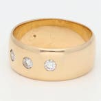 Bague - 14 carats Or jaune Diamant (Naturelle), Bijoux, Sacs & Beauté