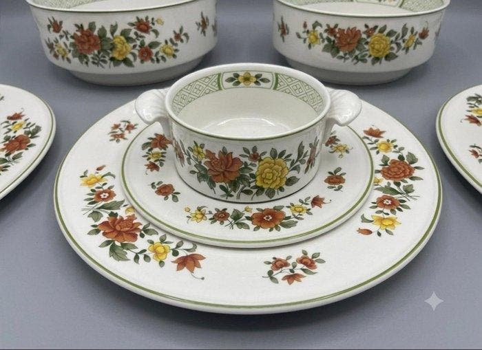 Villeroy & Boch - Eetservies voor 6 - Porselein - Summerday, Antiquités & Art, Antiquités | Meubles | Tables