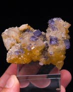 Blauwe fluoriet en kwarts drijvertje - Hoogte: 4.7 cm -