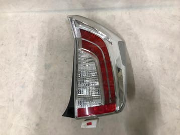 Toyota Prius III Lift 2011-2015 rechter achterlicht, Verzenden