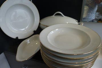 Limoges - Assiette à dîner (13) - Porcelaine