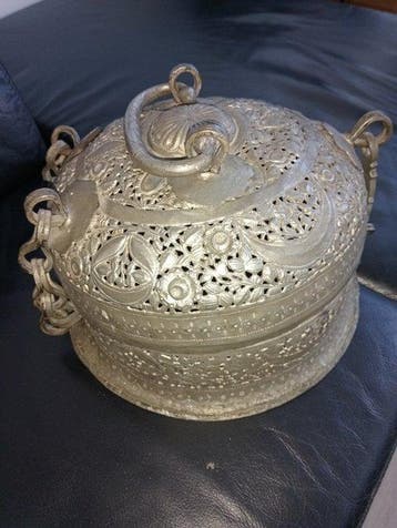Betelnootdoos - India - late 19th - early 20th century, Antiek en Kunst, Kunst | Niet-Westerse kunst