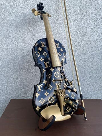 J.Reinhardt - Custom Louis Vuitton Violin - Noir & Gold