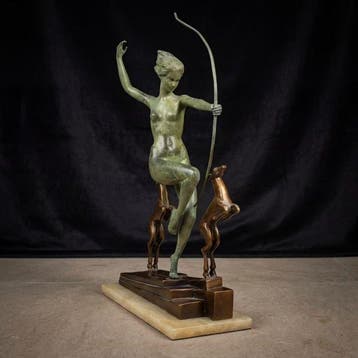 Beeld, Dit is een prachtig standbeeld van Diana 36.5 cm /, Antiek en Kunst