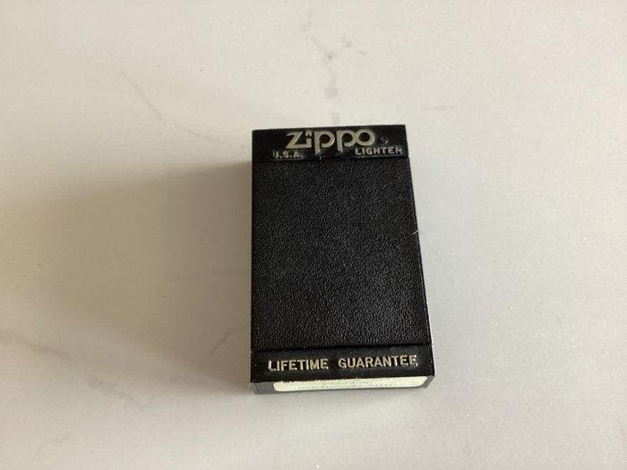 Zippo - 359 scrimshaw - Zonder minimumprijs - Aansteker -, Verzamelen, Rookartikelen, Aanstekers en Luciferdoosjes