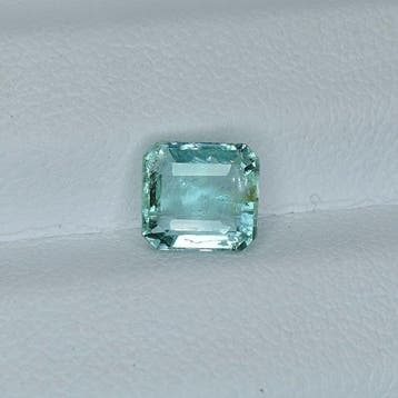 Zonder minimumprijs Smaragd - 1.31 ct - International, Nieuw