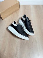 Alexander McQueen - Sneakers - Maat: EU 36, Nieuw
