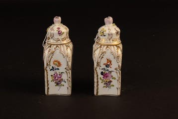 Vase avec couvercle (2) - Porcelaine