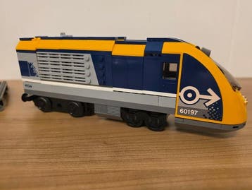 Lego Set - 60197 - Train - Passenger Train, Enfants & Bébés