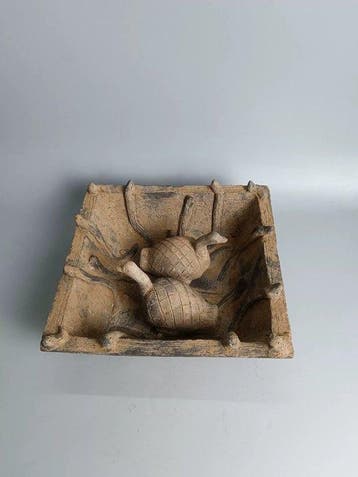 Oud-Chinees, Han-dynastie Keramiek Keramische figuur van een