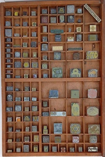 Industriële apparatuur - Typografische lade en 115