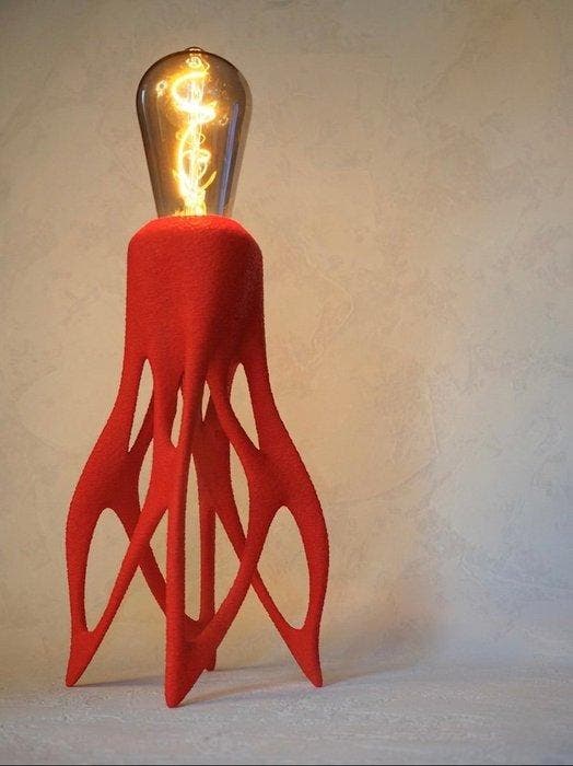 Cornu Design - Tafellamp - Hoog-dichtheid bio-polymeer, Antiek en Kunst, Kunst | Designobjecten
