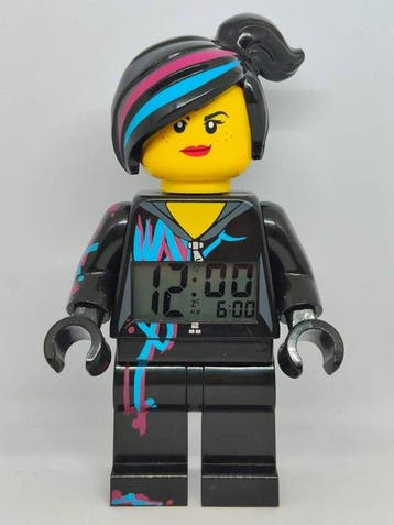 Lego - The Movie - Lucy a.k.a Wyldstyle - Clock, Kinderen en Baby's, Speelgoed | Duplo en Lego, Nieuw