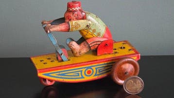 Mettoy - Blikken speelgoed - Monkey on Irish Cart With