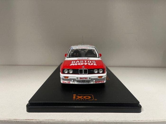 IXO 1:24 - Modelauto - Bmw E30 M3 - 1988, Hobby & Loisirs créatifs, Voitures miniatures | 1:5 à 1:12