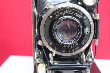 Voigtländer Bessa 6x9cm + Heliar 4,5/105mm Appareil photo