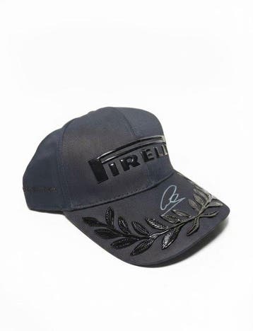 Night out Limited Edition Podium Cap - Lewis Hamilton - 2026, Verzamelen, Automerken, Motoren en Formule 1, Nieuw