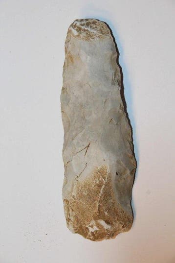 Neolithisch Vuursteen Geslepen Bijl - 130 mm (Zonder