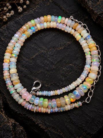 Collier en opale de 53 ct Bijoux- 10.75 g, Collections