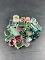 34 ct Natuurlijke multikleurige tourmaline partij – ruwe