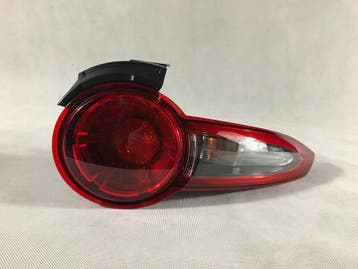 Mazda MX-5 ND 15- rechter achterlicht LED Europa, Autos : Pièces & Accessoires, Verzenden