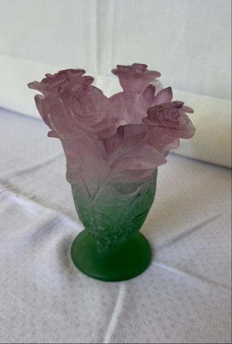 Daum - Vaas - Rozen (H. 17,5 cm) - Pâte de Verre, Antiquités & Art, Antiquités | Verre & Cristal