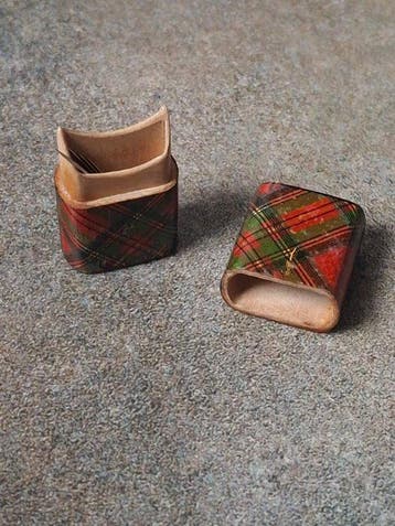 Clan Stuart - Naaldenkoker - Esdoorn - Mauchline Tartanware, Antiek en Kunst