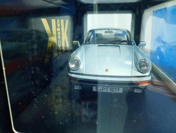 KK Scale 1:18 - Model sportwagen - Porsche 911 (930) Turbo, Nieuw