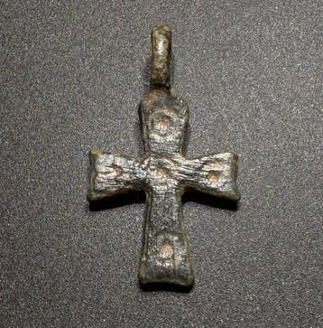 Middeleeuwen, kruisvaardersperiode Brons Prachtig kruis met