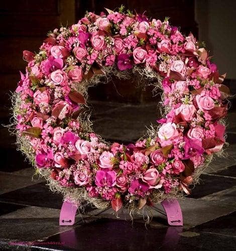 OASIS® Mini Krans 42 cm met staander oase voor verse bloemen, Hobby en Vrije tijd, Knutselen, Nieuw
