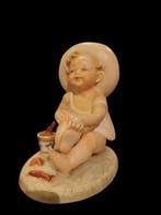 Bertolotti - Bertolotti - Beeld, Child at the Beach - 17 cm