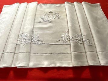 Linge de lit en lin métis ( 65%) et coton (35%) du début du