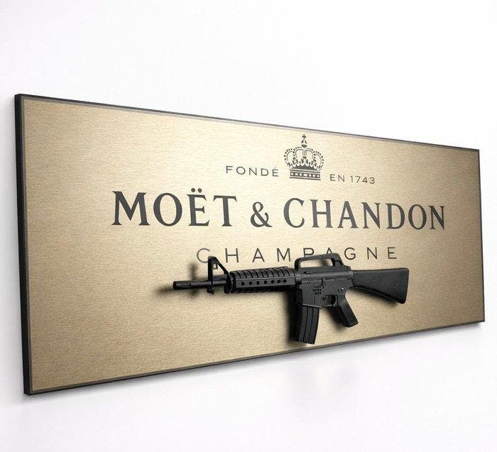 Daluxe Art - 1999 • Moët Gold Gun XL (100cm), Antiquités & Art, Art | Objets design