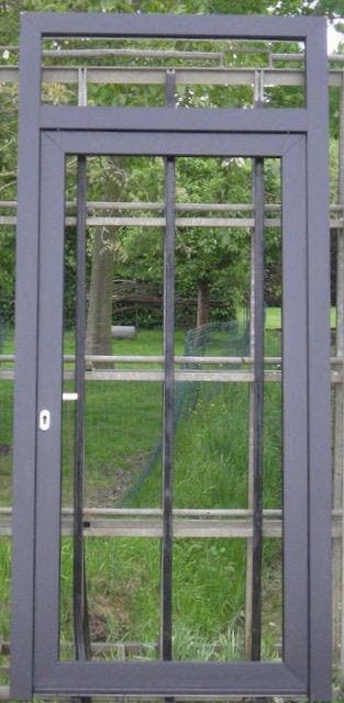 pvc voordeur , buitendeur , deur 114 x 250 wit / zwart 9005, Doe-het-zelf en Bouw, Deuren en Vliegenramen, 100 tot 120 cm, 215 cm of meer