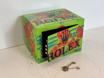 Rob VanMore - Flowers by Rolex Vault