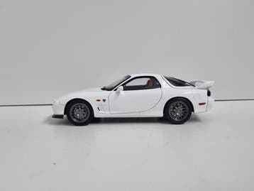 Polar Master 1:18 - Modelauto - Mazda RX-7 Spirit R