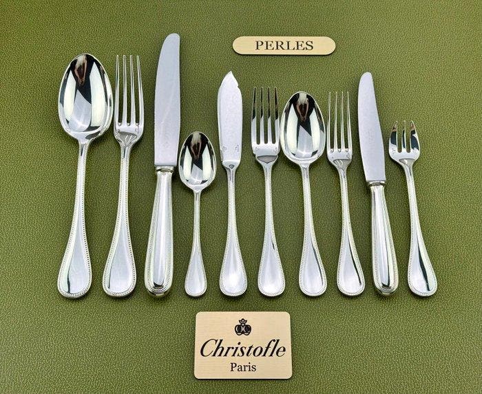 Christofle - Tafelservies voor 12 (126) - Parels -, Antiek en Kunst, Antiek | Meubels | Tafels