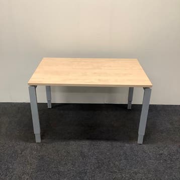 verstelbaar bureau 120x80 cm, Grijs metalen poten - Ahorn, Huis en Inrichting, In hoogte verstelbaar, Gebruikt