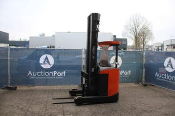 Veiling: Reachtruck BT RRE140 Elektrisch 1400kg 2010, Zakelijke goederen, Machines en Bouw | Heftrucks en Intern transport, Ophalen
