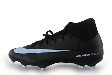 Nike Voetbalschoenen Jongens in maat 39 Zwart, Verzenden, Jongen of Meisje, Zo goed als nieuw, Nike