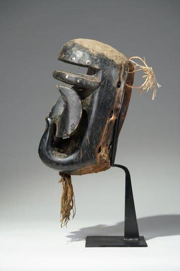 Een houten masker - Bété. - Ivoorkust (Zonder minimumprijs)