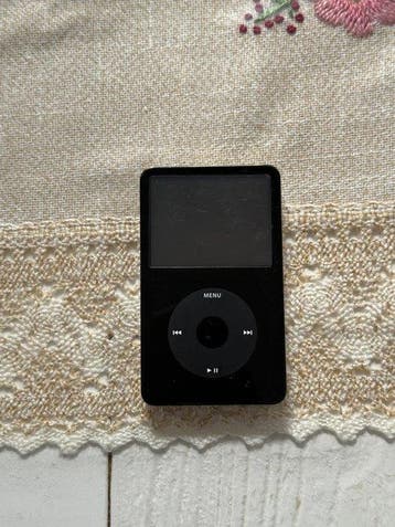 Apple - iPod classic (5th generation) iPod