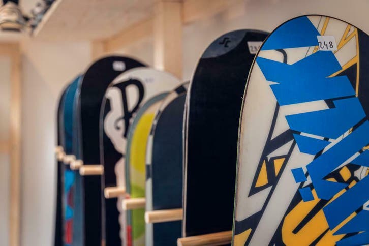 Snowboard inruilen? | Ja graag! | H-G Snowboards | Verkoop, Sport en Fitness, Snowboarden, Board, Zo goed als nieuw, Ophalen of Verzenden