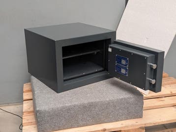 MustangSafes FSL-32-K (demo) met dubbelbaard sleutelslot, Huis en Inrichting, Verzenden, Gebruikt, Brandkast